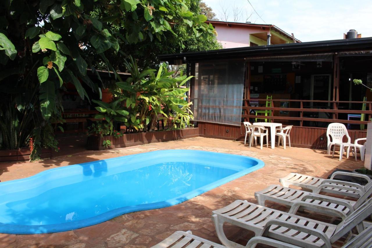 Residencial Noelia Hostel Puerto Iguazú Kültér fotó